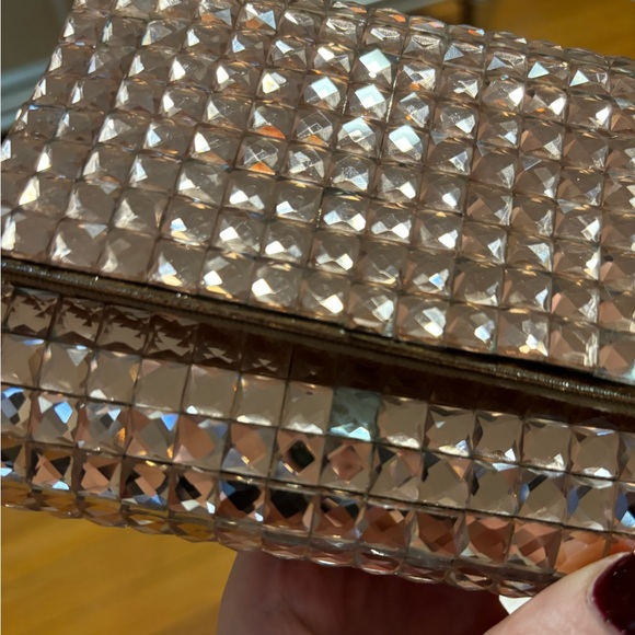 Sparkly clutch with chain strap - Picture 2 of 5